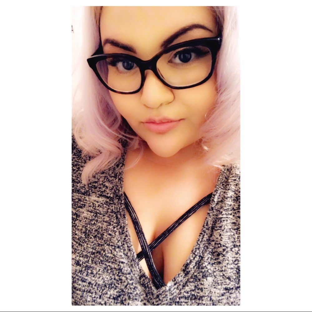 Meet your Posher, Stephanie